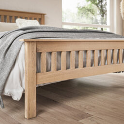 SlumberWorx Pitlochry Solid Wooden Oak Bed Frame - Double - Shaker Style - thumbnail 3