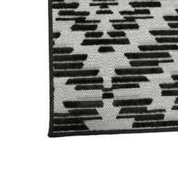 Black & White Geometric Medium Outdoor Rug, (L)170Cm X (W)120Cm - thumbnail 4