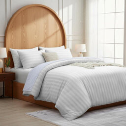 3-Piece Satin Stripe Duvet Cover & Pillowcase Set White Premium Microfiber Bedding, Soft, Breathable & Hypoallergenic, Anti-Wrin - thumbnail 2