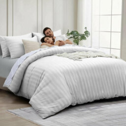 3-Piece Satin Stripe Duvet Cover & Pillowcase Set White Premium Microfiber Bedding, Soft, Breathable & Hypoallergenic, Anti-Wrin - thumbnail 3