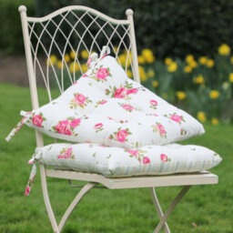 Dibor Set Of 2 Vintage Style Pink Floral Garden Outdoor Cushions L40Cm X W40Cm - thumbnail 1