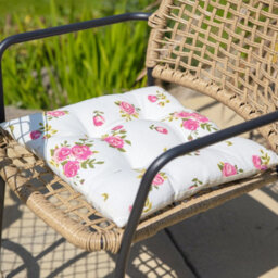 Dibor Set Of 2 Vintage Style Pink Floral Garden Outdoor Cushions L40Cm X W40Cm - thumbnail 3