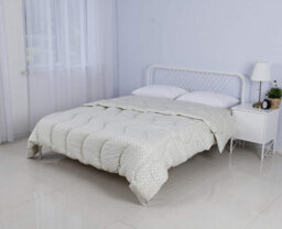 Lancashire Textiles Copper Infused 1.5 Tog Lightweight 300 Thread Count Antimicrobial Duvet - Super King - thumbnail 1