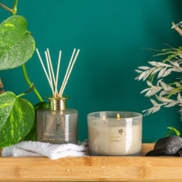 Nicola Spring Scented Candle & Reed Diffuser Set - 350G - Green Pomelo & Passion Fruit - Fruity Fresh Fragrance Double Wick - thumbnail 8