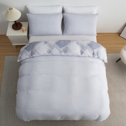 Pamposh Grace King Size Duvet Cover Sets Premium Brushed Microfiber Ultrasoft Hypoallergenic Reversible Quilt Cover With Zipper Closure - thumbnail 4