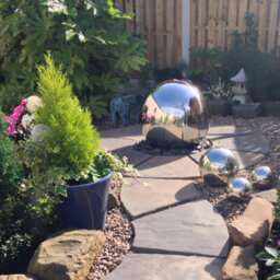 Primrose Stainless Steel Polished Sphere Outdoor Water Feature With Lights And Reservoir 40Cm - thumbnail 4