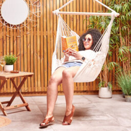 Vonhaus Hanging Chair, Beige Garden Hammock Chair Swing Seat, Cotton Rope Swing Chair With Tree Attachment, Portable Garden Chair - thumbnail 2