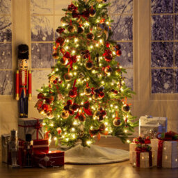 The Christmas Workshop Short Pile Grey Faux Fur Tree Skirt - thumbnail 4