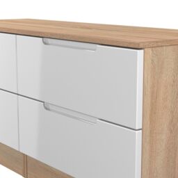 Messina Ready Assembled White & Oak 4 Drawer Wide Chest (H)495mm (W)1100mm (D)390mm - thumbnail 4