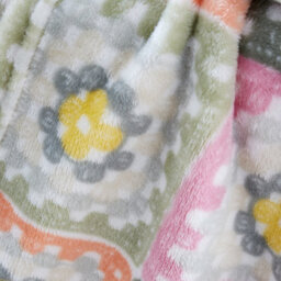 Catherine Lansfield Crochet Print Cosy 130X170Cm Blanket Throw Green - thumbnail 3
