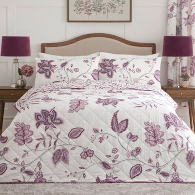 Dreams & Drapes Samira Large Floral Print Plum Quited Bedspread - image 1