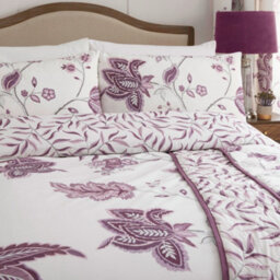 Dreams & Drapes Samira Large Floral Print Plum Quited Bedspread - thumbnail 3