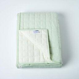 Homescapes Cotton Quilted Reversible Bedspread Sage Green & Cream, 150 X 200 Cm - thumbnail 2