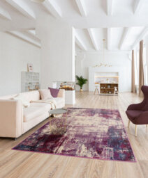 Furniturebox Uk Viva Distressed Magenta & Cream Rug 160X230