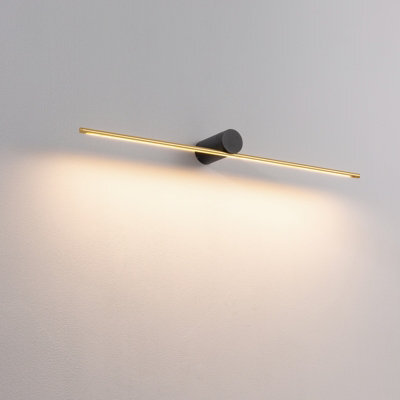 Ultra Beam Lighting Ultrabeam Picture Wall Light Fitting Black And Gold Finish 11 Watt Warm White Led 800mm Wide