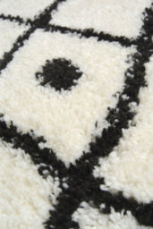 Melrose Shaggy Nomadic White Patterned Black Lines Indoor X-Large Area Rug 200/290Cm - thumbnail 3