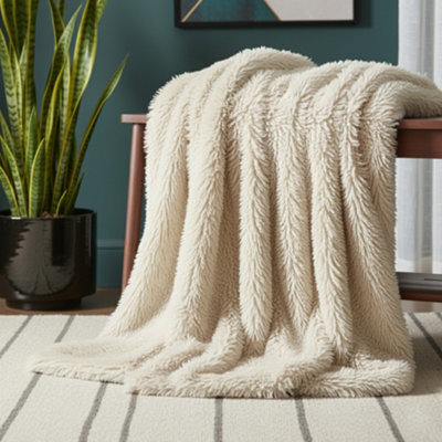 Cuddly Extra Fluffy Throw Ultra Soft Plush Blanket For Sofa Bed Home Decor Cream 150X200Cm - image 1