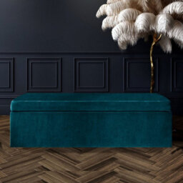 137Cm Large Plain Safar Storage Ottoman Box, Emerald Green Plush Velvet Upholstered Deep Storage Ottoman End Of Bed Bench - thumbnail 1
