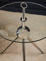 Orsina Clear Glass Stainless Steel Silver Frame Side Table, Tripod Stand Modern Accent Table, Round Glass Side Table - thumbnail 4