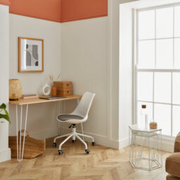 Tivissa White Office Chair (H)820mm (W)480mm (D)560mm - thumbnail 1