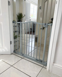 Safetots Curved Top Safety Gate, 80Cm - 89Cm, Matt Grey, Pressure Fit Stair Gate - thumbnail 8