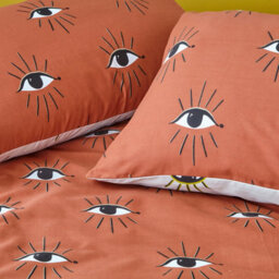 Furn. Theia Abstract Eyes Reversible Duvet Cover Set, King, Red - thumbnail 4