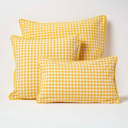 Homescapes Cotton Gingham Check Yellow Cushion Cover, 30 X 50 Cm - thumbnail 4