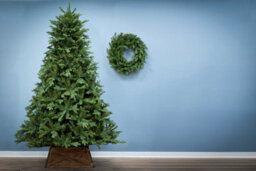 Christmas Tree World The 7Ft Woodland Pine Tree With Hinged Branches - thumbnail 2