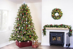 Christmas Tree World The 7Ft Woodland Pine Tree With Hinged Branches - thumbnail 3