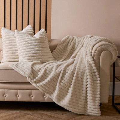 OHS Super Soft Faux Fur Ribbed Throw Fluffy Thick Fleece Bed Blanket - 150 X 200Cm - image 1