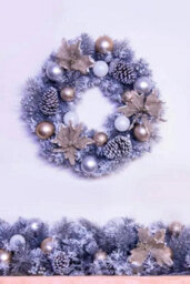 Christmas Tree World 50Cm Decorated Silver Mixed Pine Wreath With Rose Gold Poinsettia