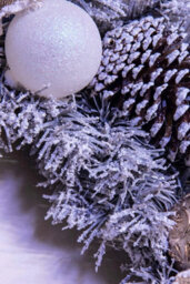 Christmas Tree World 50Cm Decorated Silver Mixed Pine Wreath With Rose Gold Poinsettia - thumbnail 8