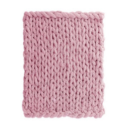 Living And Home Cozy Comfortable Pink Soft Handwoven Knitted Chenille Blanket For Couch And Bed 150Cm L X 100Cm W - thumbnail 4