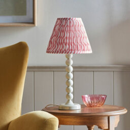 Luminosa Lighting Luminosa Higgledy Gloss Almond White Paint Table Lamp With Coral Pink Fabric Ripple Shade 25Cm E14 - thumbnail 3