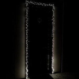 Samuel Alexander 5.5M 880 Led Indoor Outdoor Christmas Door Lights In Warm White - thumbnail 2