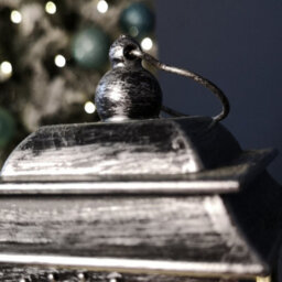 Samuel Alexander 21Cm Dual Powered Light Up Lantern Christmas Water Spinner With Carol Scene - thumbnail 8