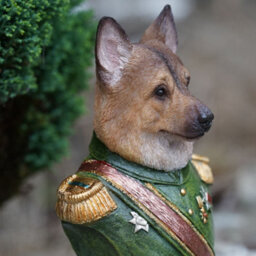 Burgess Alsatian Gentry Bust Resin Sculpture Home Puppy Dog Garden Ornament Outdoor German Shepherd Pet British Gift - thumbnail 2