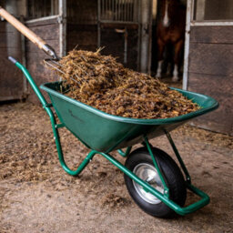 Large 85L Wheelbarrow Plastic Home Garden Stable Building Pneumatic - thumbnail 3