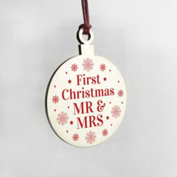 Red Ocean First Christmas Mr And Mrs Bauble Tree Decoration Wooden Hanging Christmas Tree Bauble Decoration Gift For Husband Wife - thumbnail 4
