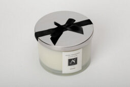 Aroma Naturals Minimalist Luxe Seaweed, Pink Peppercorn 3-Wick Scented Candle - thumbnail 4