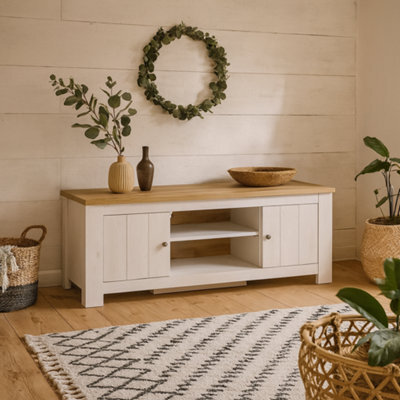 Wyld Haus Tipsyfern 154Cm White And Natural Oak 2-Door Tv Unit - image 1