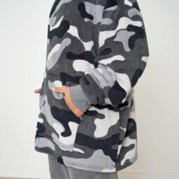 Ohs Camo Oversized Hoodie Blanket Wearable Sherpa Sweatshirt, Charcoal - thumbnail 3