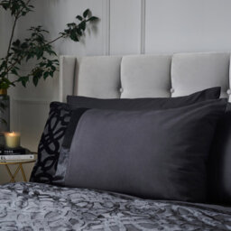 Catherine Lansfield Bedding Lattice Cut Velvet Duvet Cover Set With Pillowcases Black - thumbnail 2