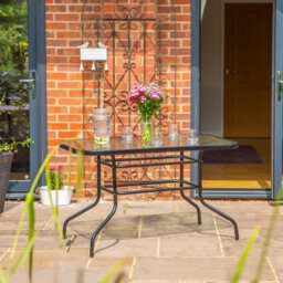 Harbour Housewares Metal Glass Top Garden Table - 120Cm X 70Cm - Black - thumbnail 5