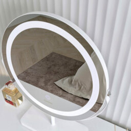 CARME Home Ava White Marble Touch Sensor Led Light Mirror - thumbnail 4