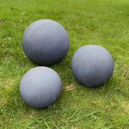 Idealist™ 30Cm Fluted Grey Reinforced Stone Outdoor Concrete Effect Garden Decorative Ball 7.7Lbs - thumbnail 9
