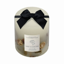 French Connection Botanical Infused Cherry Blossom & Rose Candle 660G - thumbnail 4