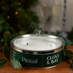 Pintail Candles Grande Triple Wick - Clove & Bay - thumbnail 2