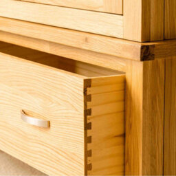 London Oak Double Wardrobe With Drawer - By Roseland Furniture - thumbnail 7