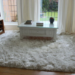 Asiatic Plush White Luxury Shaggy Polyester Rug-140Cm X 200Cm - thumbnail 5